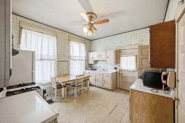 472 E Whittier Street, Columbus, OH 43206