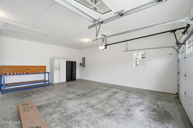 6068 Double Eagle Court, Waterville, OH 43566