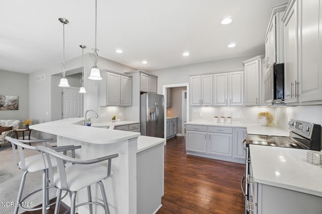 6068 Double Eagle Court, Waterville, OH 43566