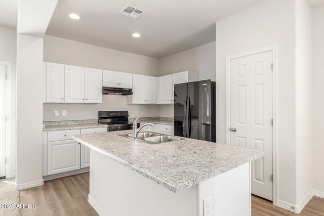 831 E AGUA FRIA Lane, Avondale, AZ 85323