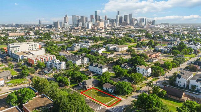 2613 Elgin Street, Houston, TX 77004