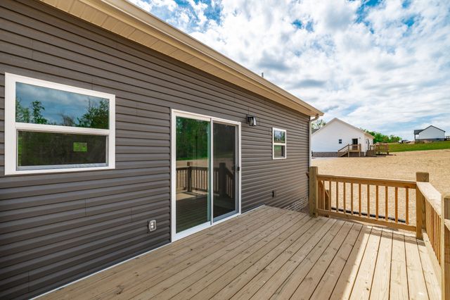 855 Annie Hollow, Westmoreland, TN 37186