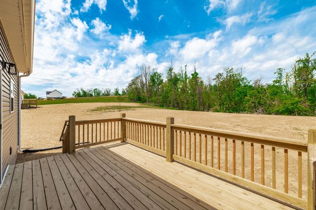 855 Annie Hollow, Westmoreland, TN 37186