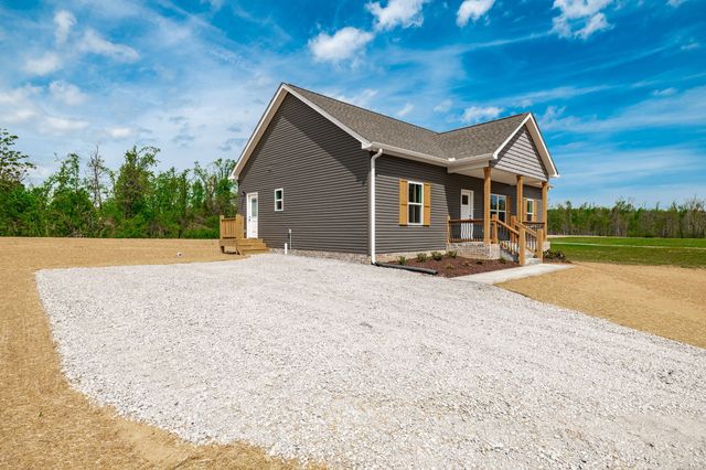855 Annie Hollow, Westmoreland, TN 37186