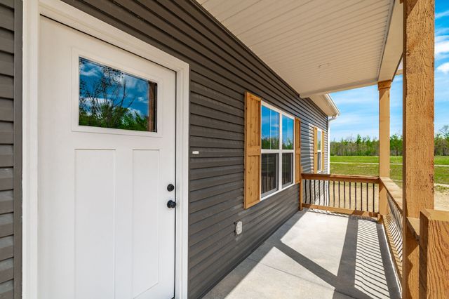 855 Annie Hollow, Westmoreland, TN 37186
