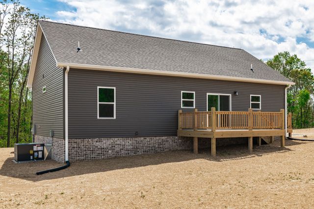 855 Annie Hollow, Westmoreland, TN 37186