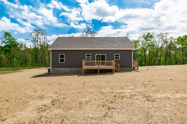 855 Annie Hollow, Westmoreland, TN 37186