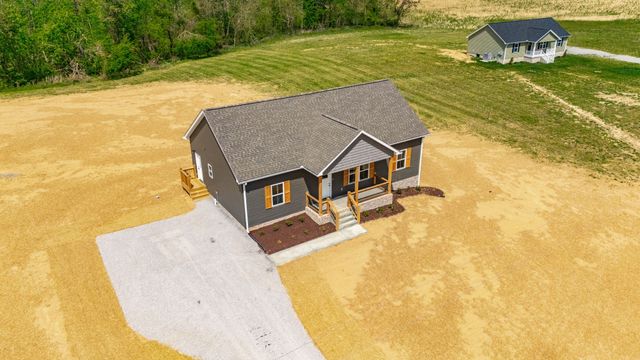 855 Annie Hollow, Westmoreland, TN 37186