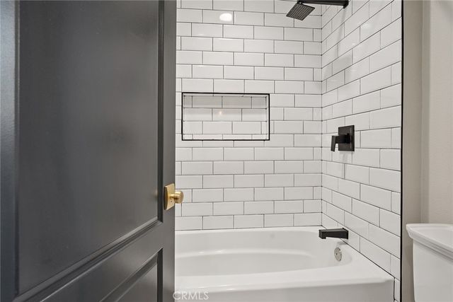 5179 Knollwood Way, Woodland Hills, CA 91364