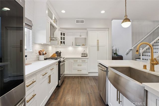 5179 Knollwood Way, Woodland Hills, CA 91364