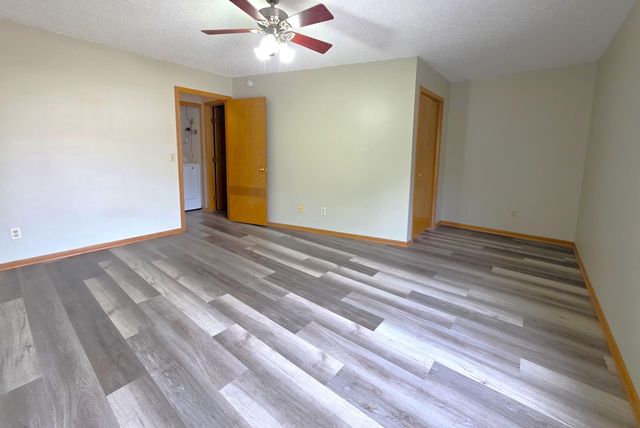 7256 Brittany Lane 34, Inver Grove Heights, MN 55076