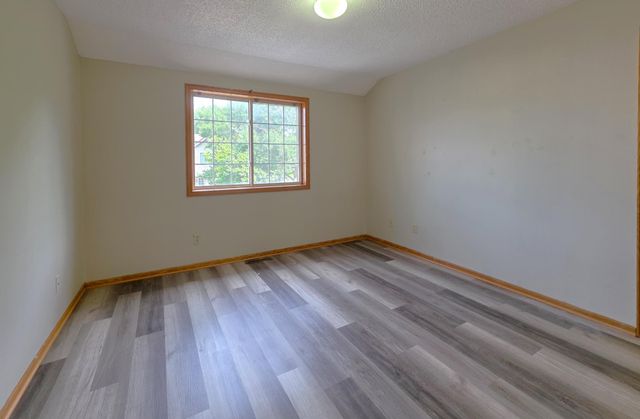 7256 Brittany Lane 34, Inver Grove Heights, MN 55076