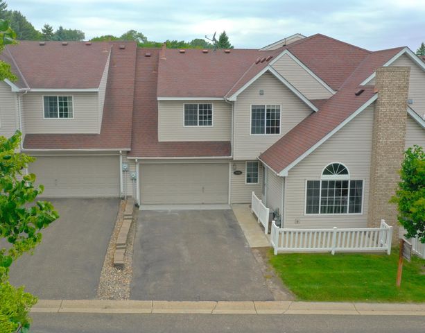 7256 Brittany Lane 34, Inver Grove Heights, MN 55076