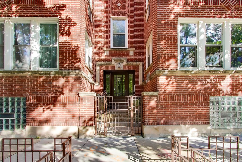5853 N GLENWOOD Avenue 2S, Chicago, IL 60660 — photo 4