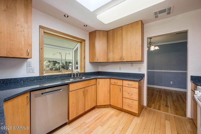 612 Lenox Avenue, Las Cruces, NM 88005