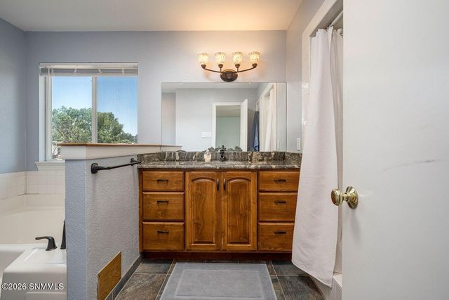 612 Lenox Avenue, Las Cruces, NM 88005