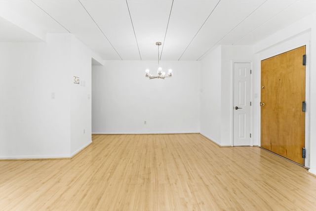122 Main St 404, Stoneham, MA 02180