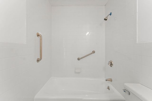 122 Main St 404, Stoneham, MA 02180