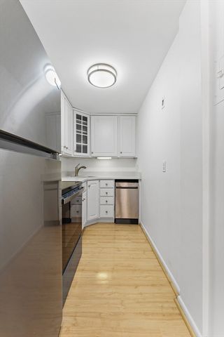 122 Main St 404, Stoneham, MA 02180