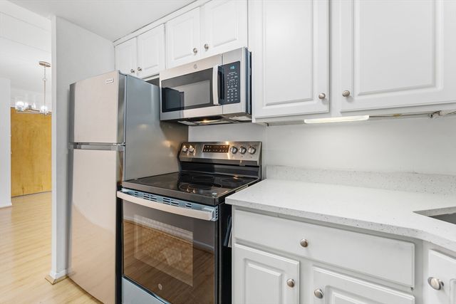 122 Main St 404, Stoneham, MA 02180