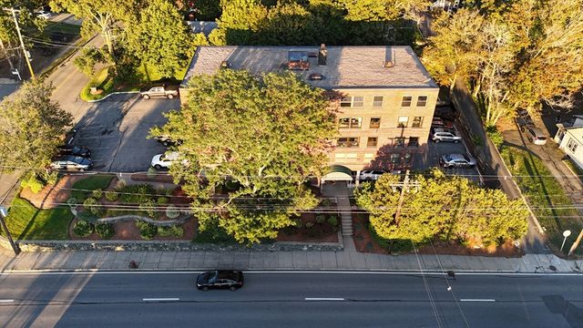 122 Main St 404, Stoneham, MA 02180