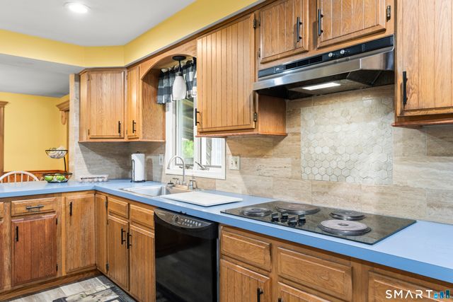 531 George Washington Road, Enfield, CT 06082