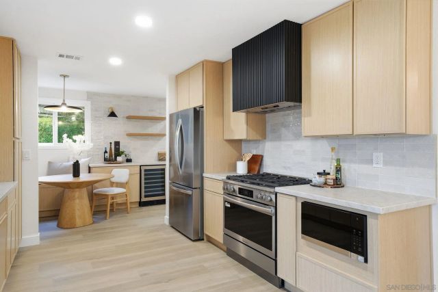 3294 Atari Ct, San Diego, CA 92117