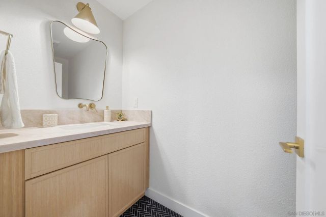 3294 Atari Ct, San Diego, CA 92117