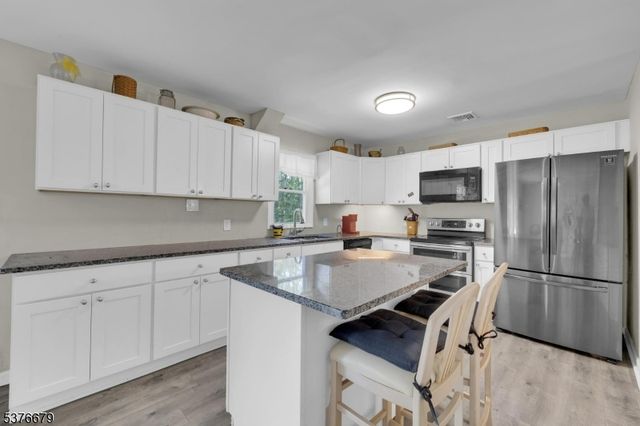 411 Shades Of Death Rd, Allamuchy Twp., NJ 07838