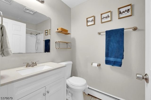 411 Shades Of Death Rd, Allamuchy Twp., NJ 07838