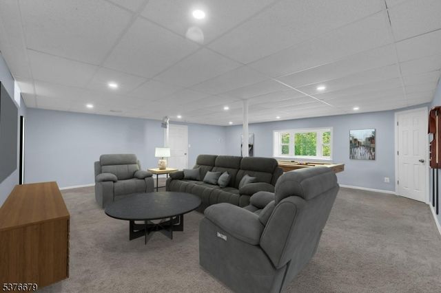 411 Shades Of Death Rd, Allamuchy Twp., NJ 07838