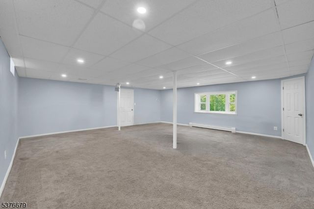 411 Shades Of Death Rd, Allamuchy Twp., NJ 07838