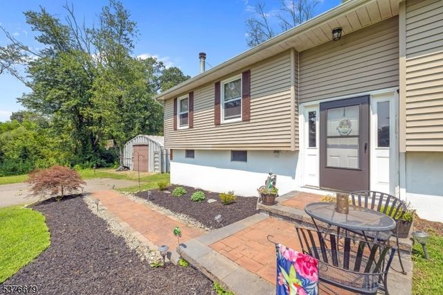 411 Shades Of Death Rd, Allamuchy Twp., NJ 07838