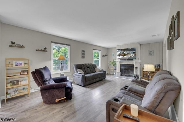 411 Shades Of Death Rd, Allamuchy Twp., NJ 07838