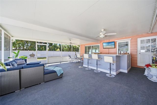 718 BAY VISTA BOULEVARD S, St Petersburg, FL 33705