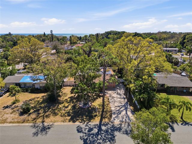 718 BAY VISTA BOULEVARD S, St Petersburg, FL 33705