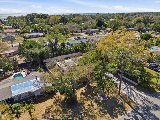 718 BAY VISTA BOULEVARD S, St Petersburg, FL 33705