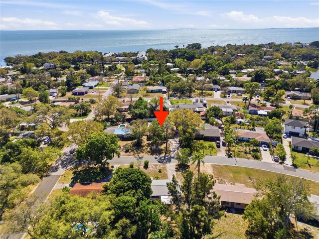 718 BAY VISTA BOULEVARD S, St Petersburg, FL 33705