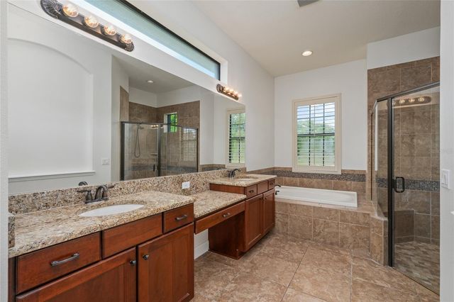 13030 EAGLES ENTRY DRIVE, Odessa, FL 33556