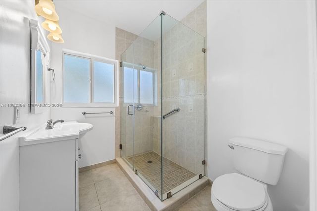 404 N Shore Dr, Miami Beach, FL 33141