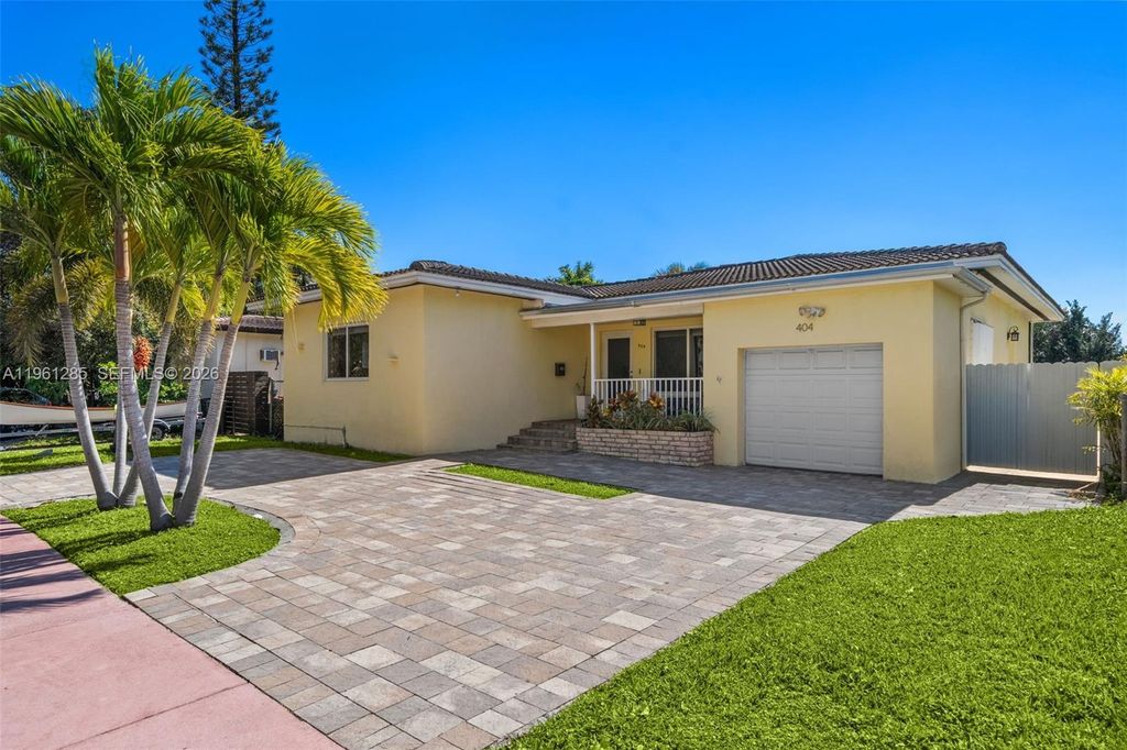 404 N Shore Dr, Miami Beach, FL 33141