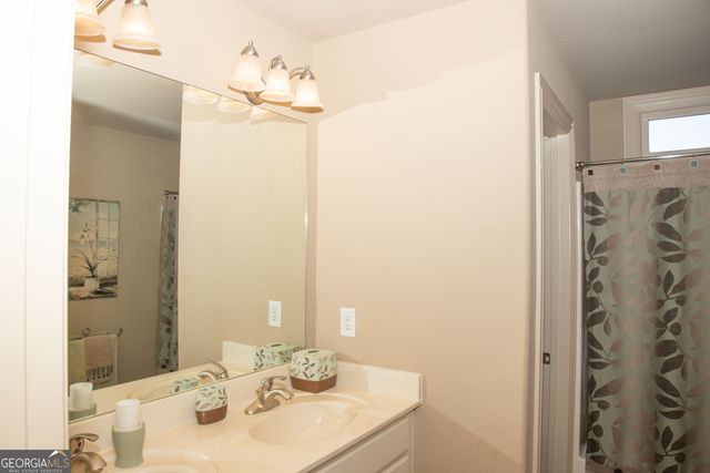 2825 Olivine Drive, Dacula, GA 30019