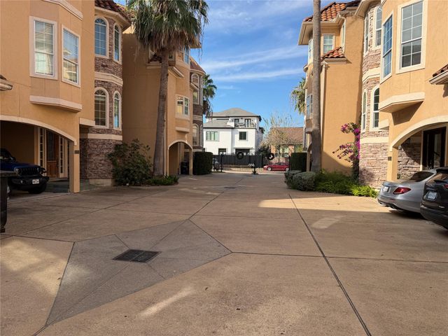 2319 Potomac Drive, Houston, TX 77057