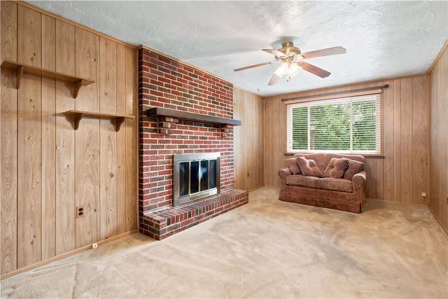 1852 Patricia Drive, South Park, PA 15129