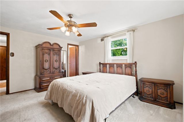 1852 Patricia Drive, South Park, PA 15129