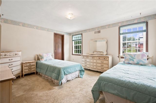 1852 Patricia Drive, South Park, PA 15129