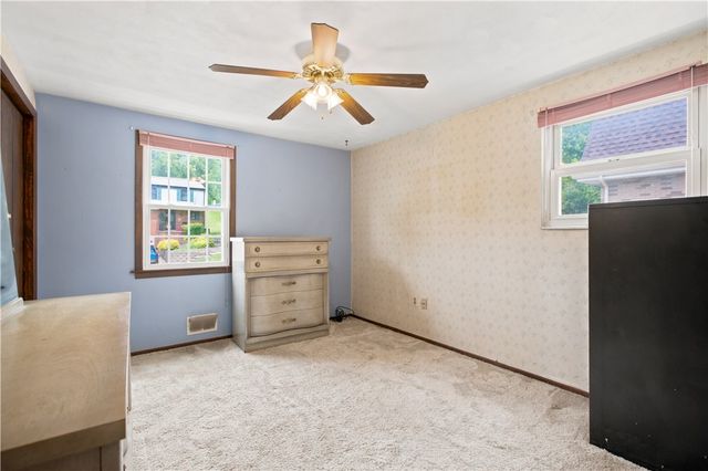 1852 Patricia Drive, South Park, PA 15129