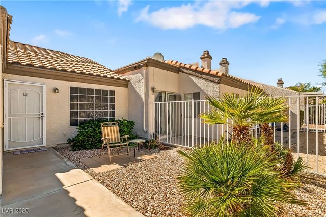 2136 Pebble Creek Lane, Laughlin, NV 89029