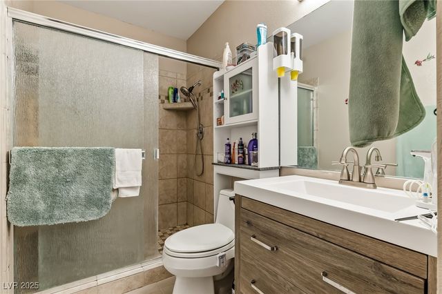 2136 Pebble Creek Lane, Laughlin, NV 89029