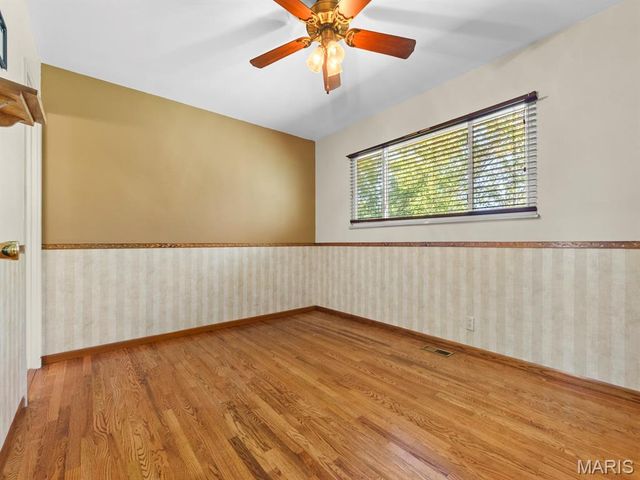 1395 Saint Anthony Lane, Florissant, MO 63033